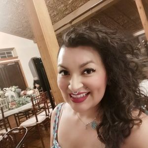 Meet your Posher, Aria